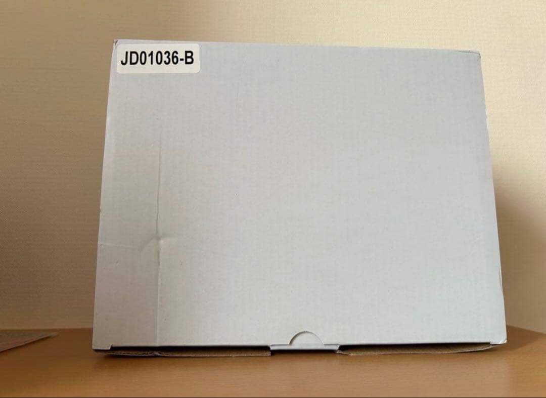 電動フォーカスプロジェクター