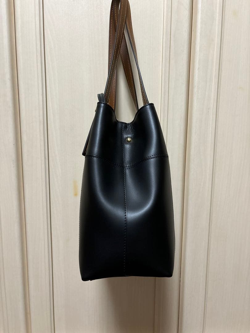 美品ショルダーバッグ⭐︎バーニーズニューヨーク