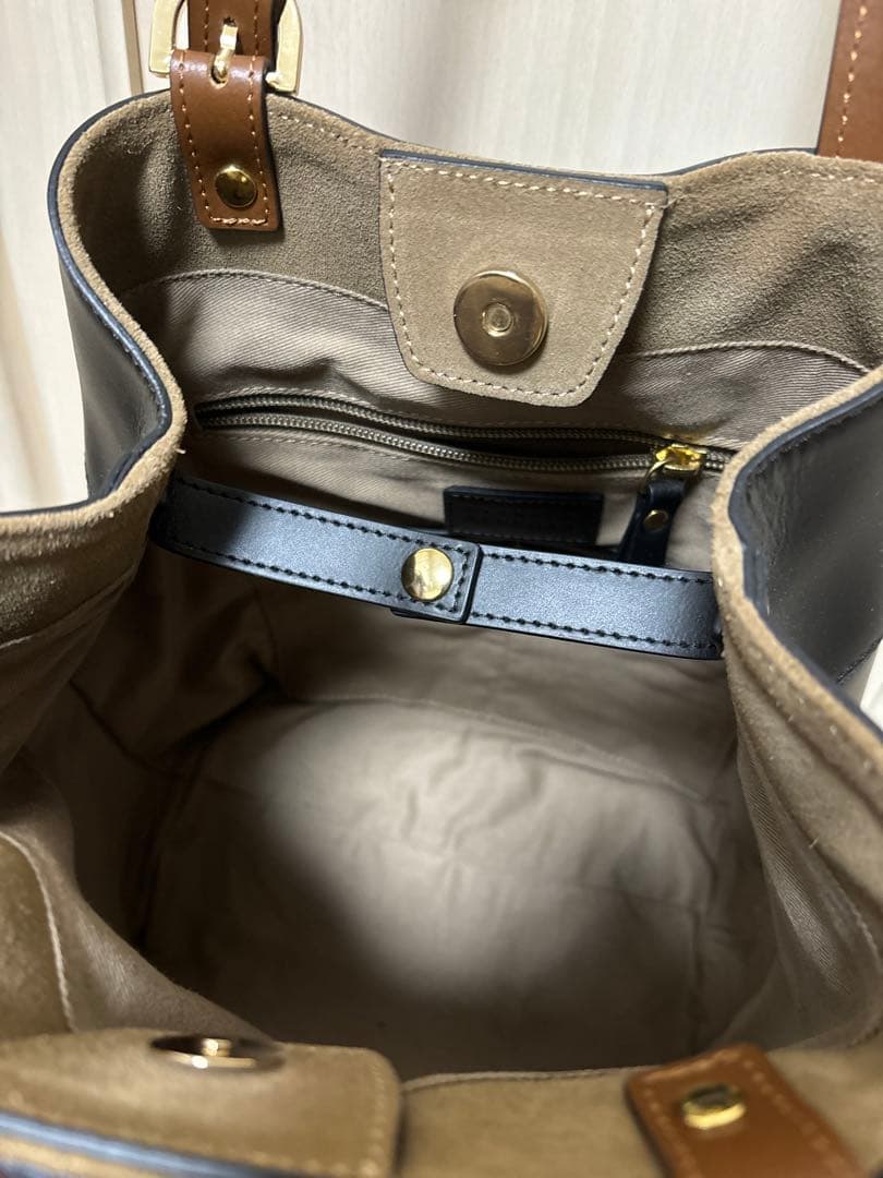 美品ショルダーバッグ⭐︎バーニーズニューヨーク