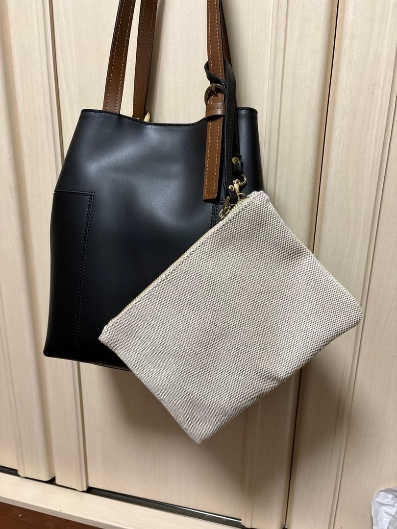 美品ショルダーバッグ⭐︎バーニーズニューヨーク