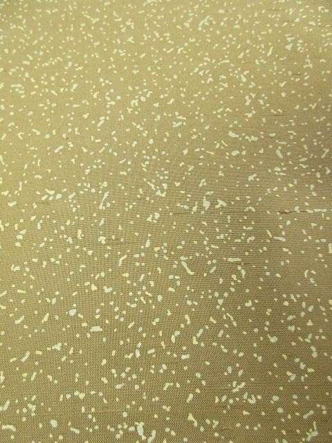 未着用に近い！牛首紬＊たたき染め＊桑染色＊紬＊高級＊着物＊１６３ｃｍ＊裄６５