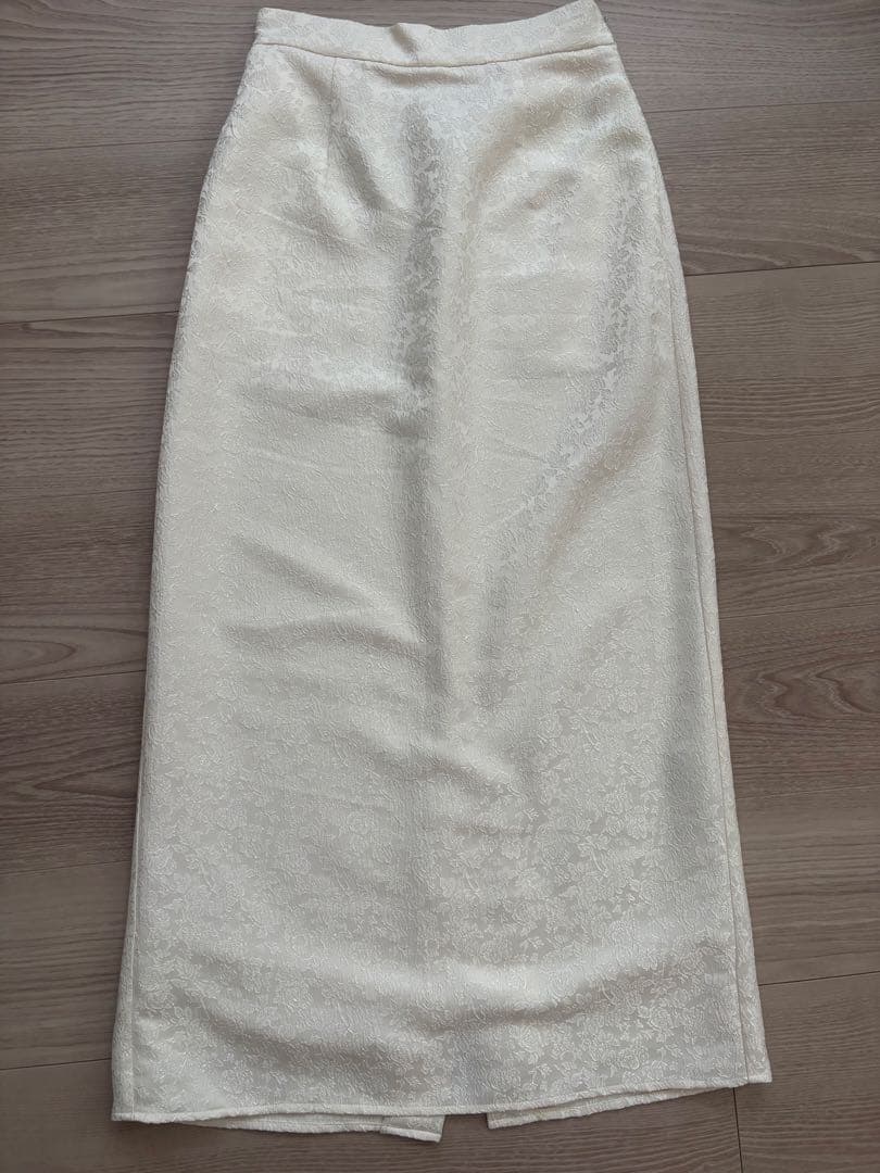 【すずらん】etoll. フラワージャガードセットアップドレス アイボリー