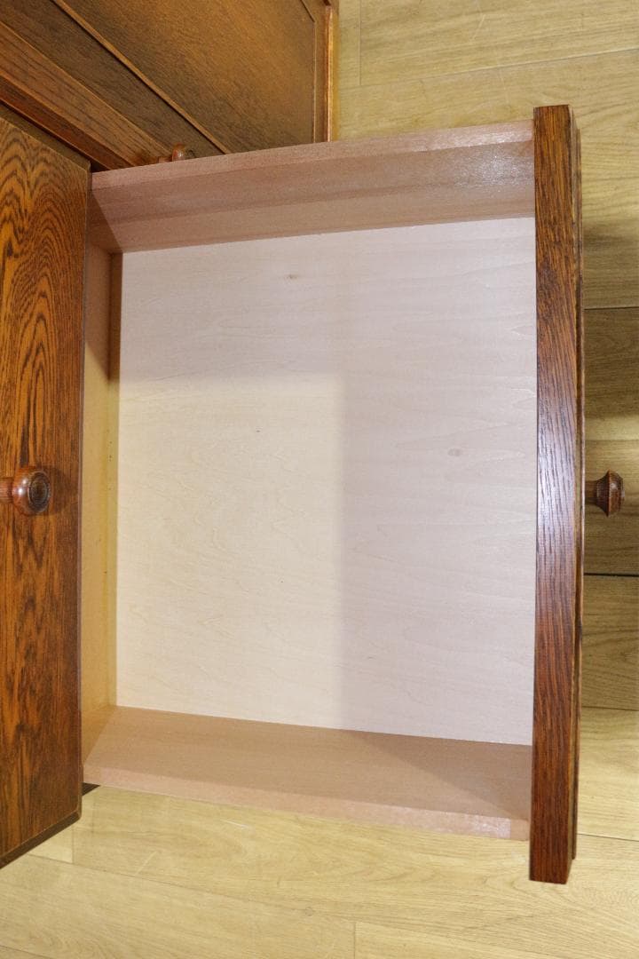 m*n様 三越ブルージュ★キャビネット★木製家具★