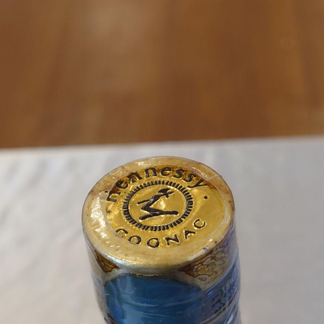 金キャップ　ヘネシー　XO COGNAC　700ml　40%　ブランデー　箱付