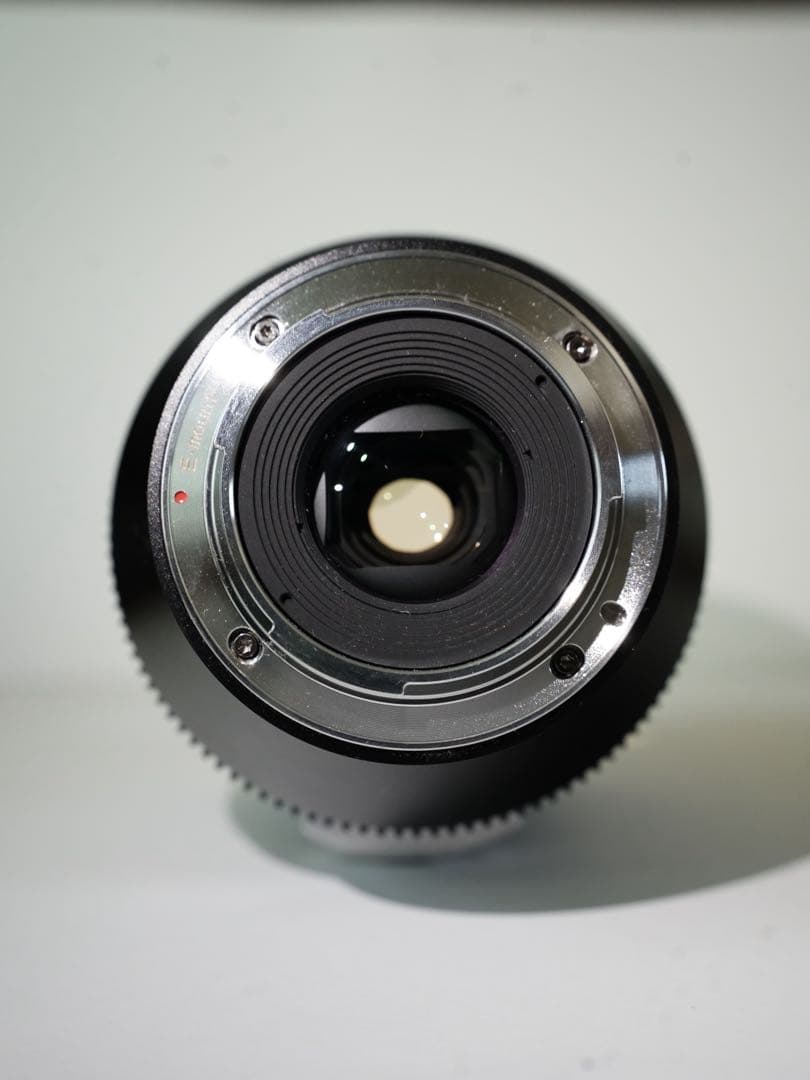 SIRUI 35mm T2.9 Anamorphic 1.6x フルサイズ(E)