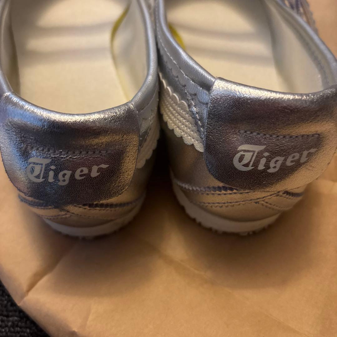 [美品]オニツカタイガー バレエシューズ シルバー 24.5cm