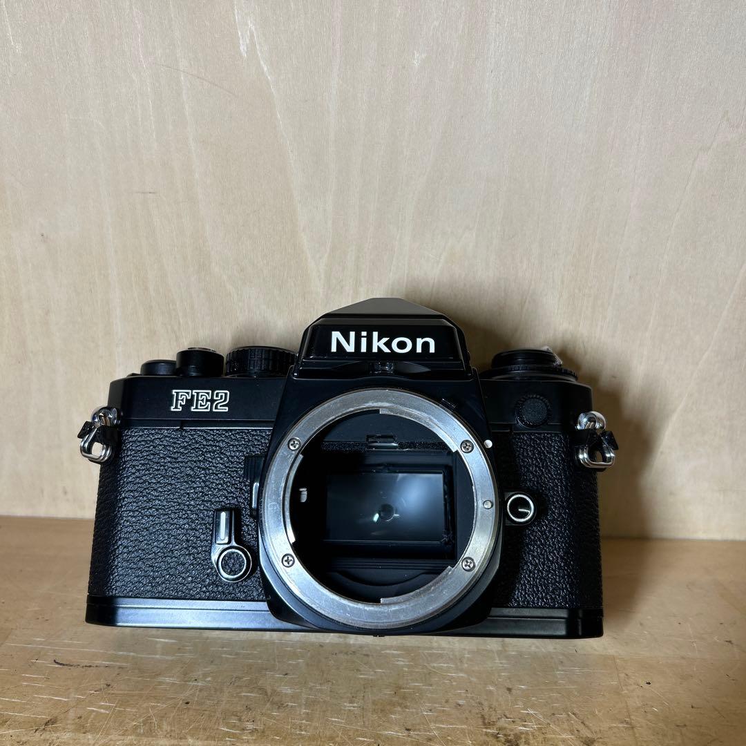 Nikon FE2 ブラックボディー　完動極美品
