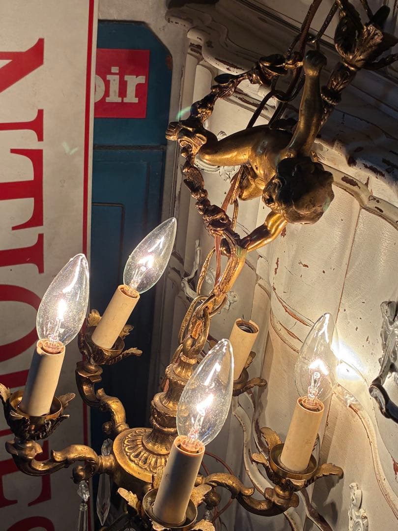 サム＆リサです　シャンデリア　吊り下げ　天井　エンジェル　真鍮　ランプ