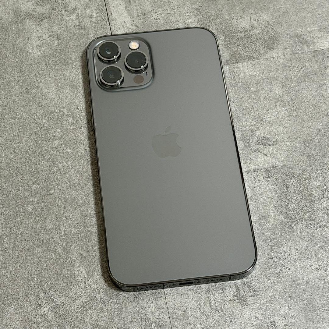 iPhone12ProMax グラファイト　256GB