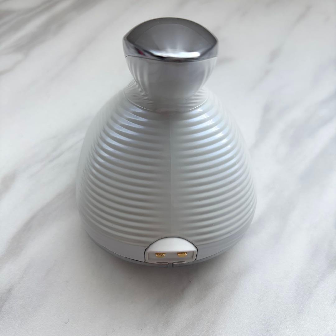 ぷぅ　【正規品】ReFa リファ　ビューテックヘッドスパ　白　MTG