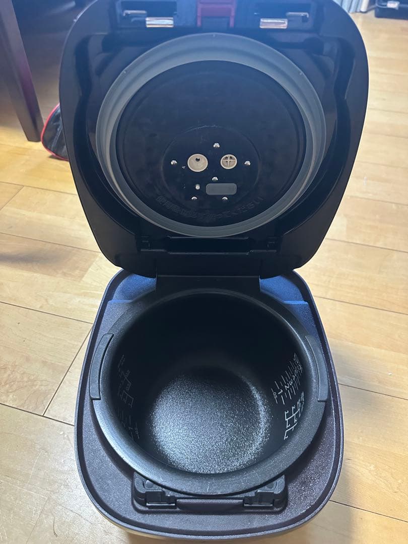 タイガー　JPI-B100 IH炊飯器