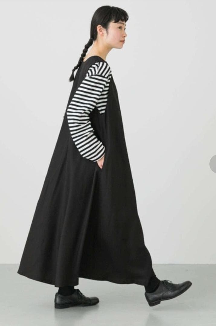 美品 かぐれ kagure Aラインジャンパースカート ブラック FREE