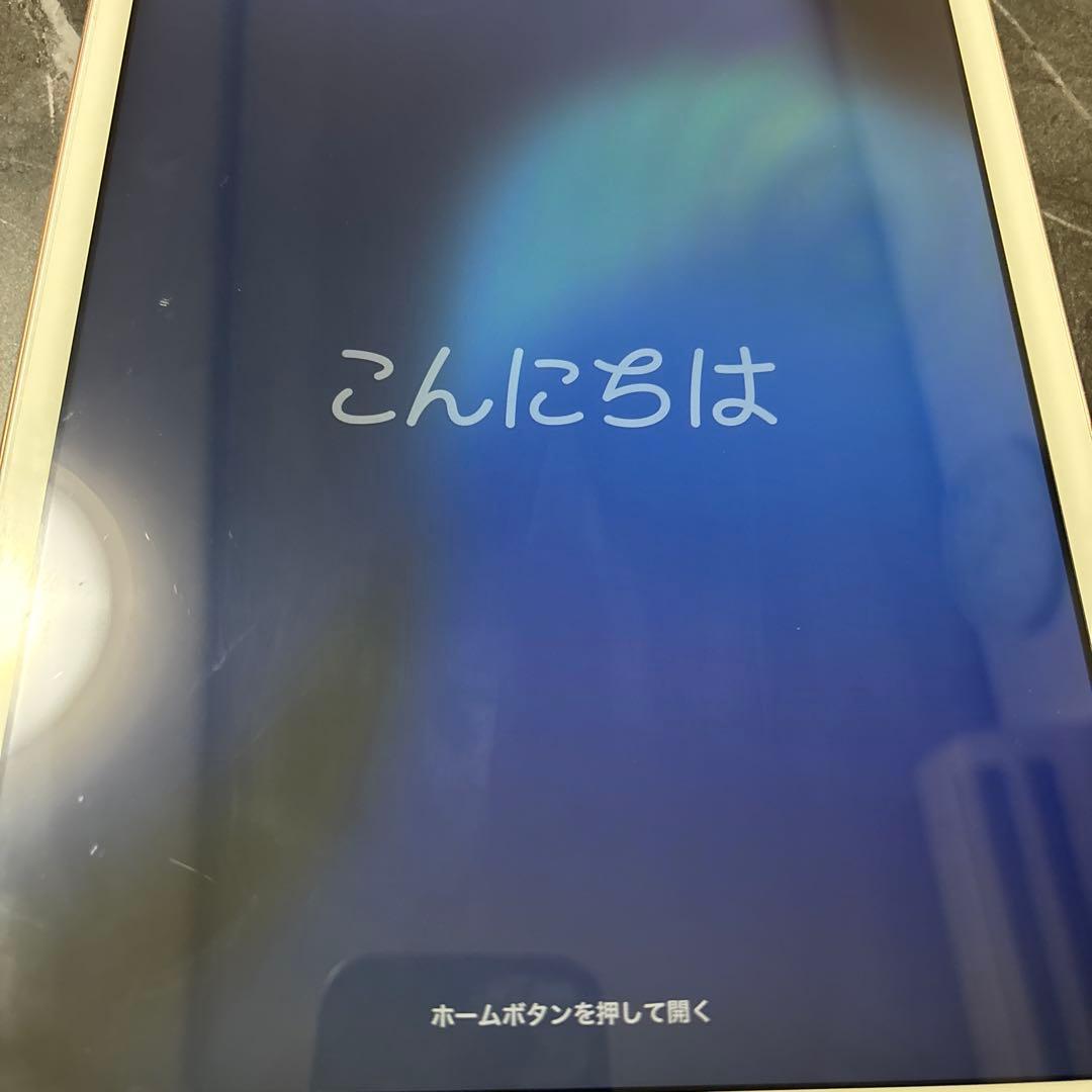 iPad 第8世代Wi-Fiモデル（A2270）　128GB ゴールド