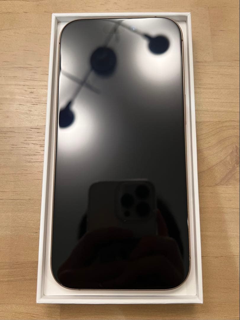 iPhone 16pro デザートチタニウム　99%