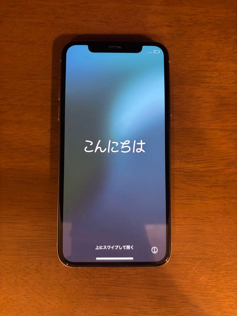 iPhoneXs シルバー 64GB
