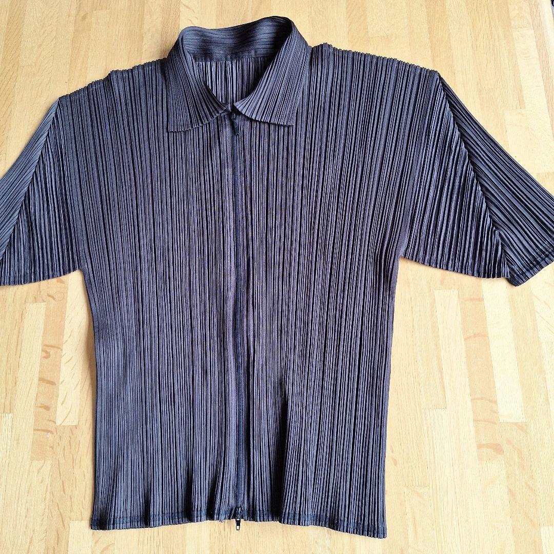 PLEATS PLEASE ダークグブラウンプリーツ 半袖シャツ