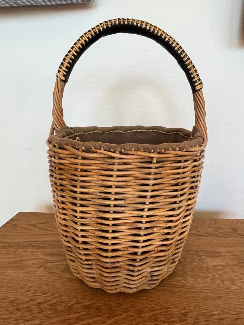 エバゴス バケツ型かごバッグ