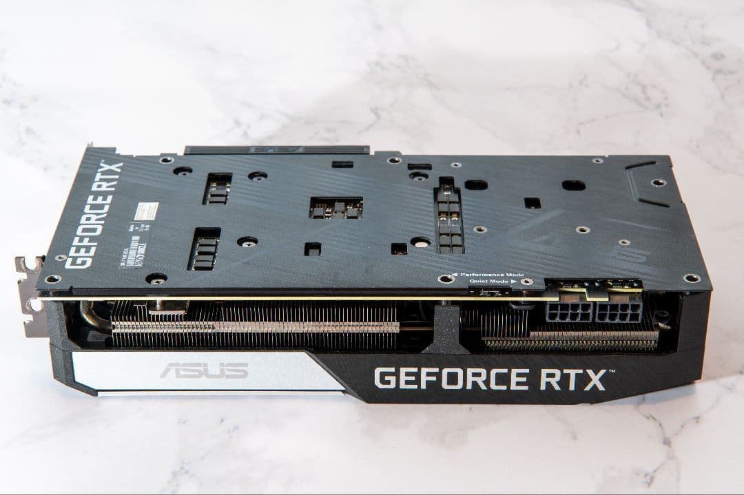グラフィックボード・グラボ・ビデオカード ASUS DUAL GeForce RTX 3070 OC Edition