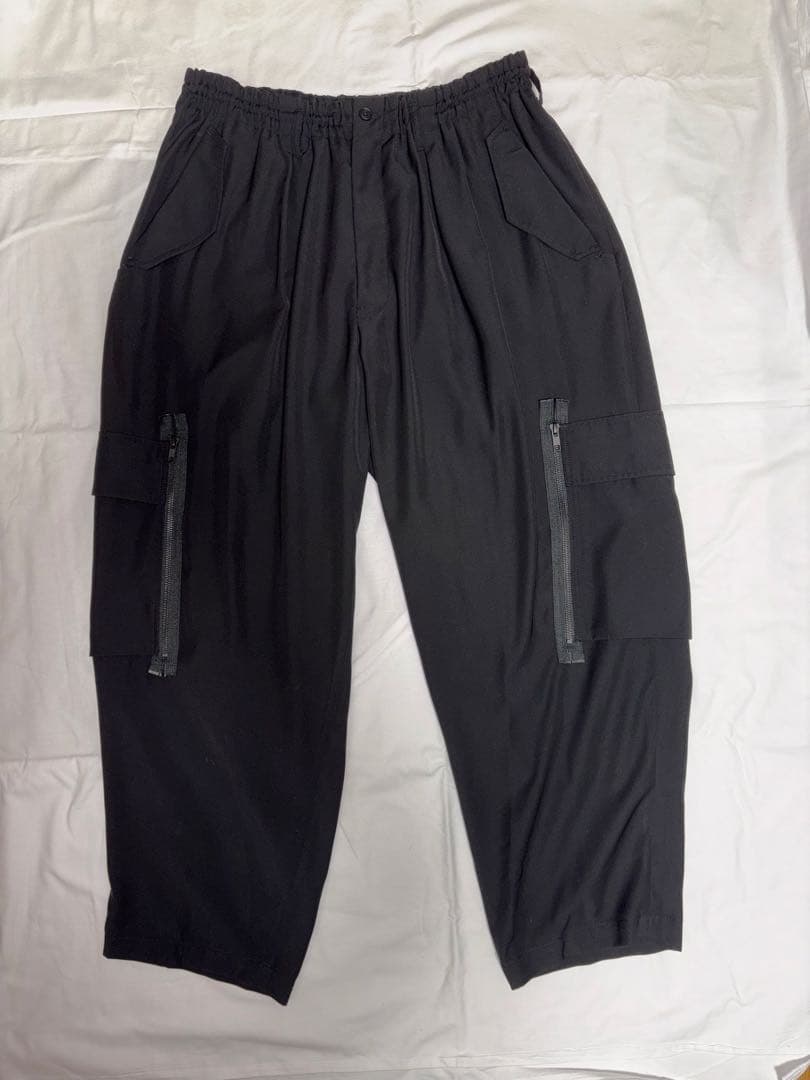 試着のみほぼ新品 S'YTE カーゴパンツ