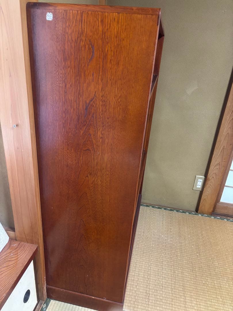 【送料込み】アンティーク　レトロな茶箪笥