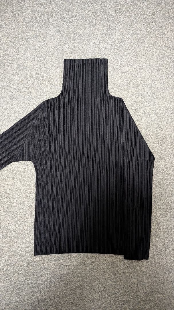 PLEATS PLEASE ISSEY MIYAKE BASICS カットソー