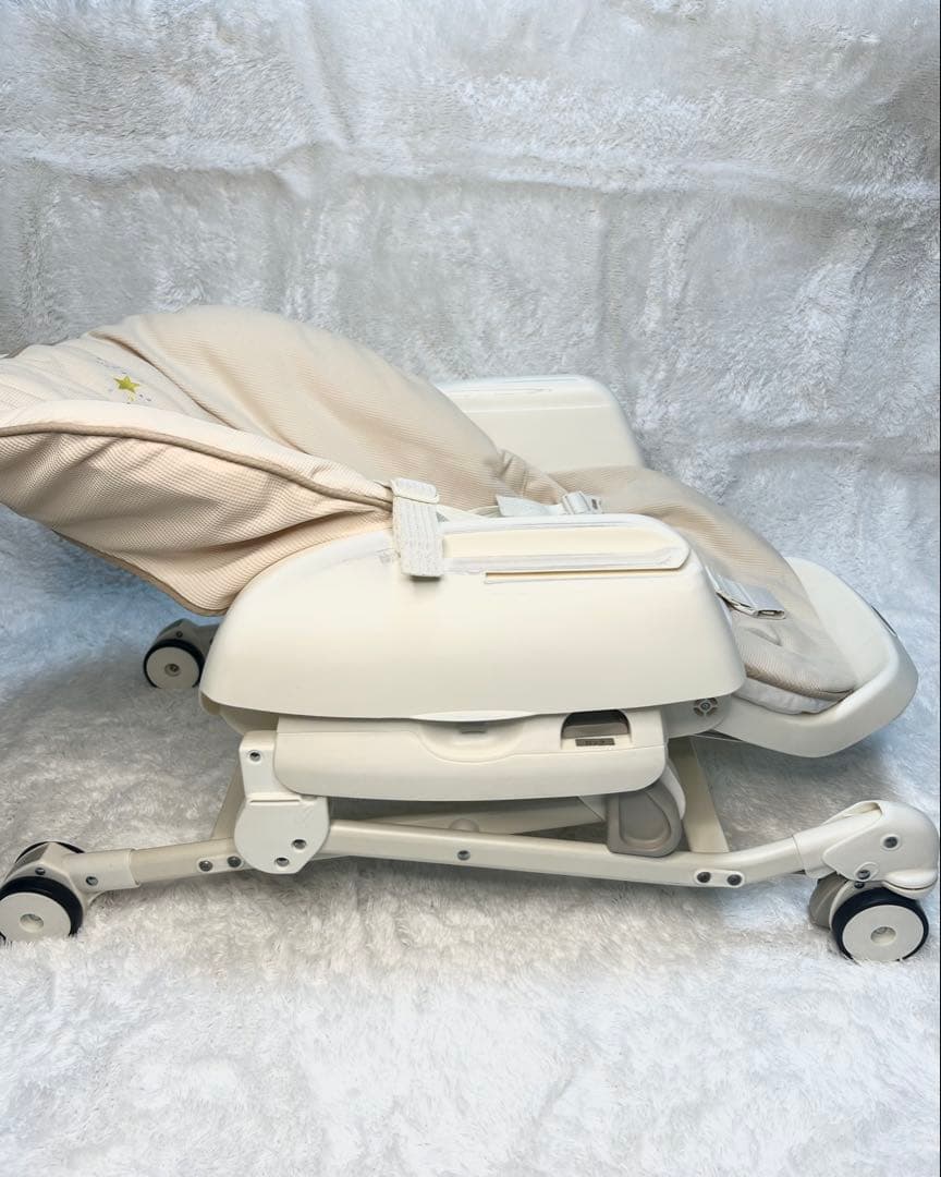 ☆美品☆コンビ　combi ハイローチェア ネムリラ　スター 星 可愛い 手動