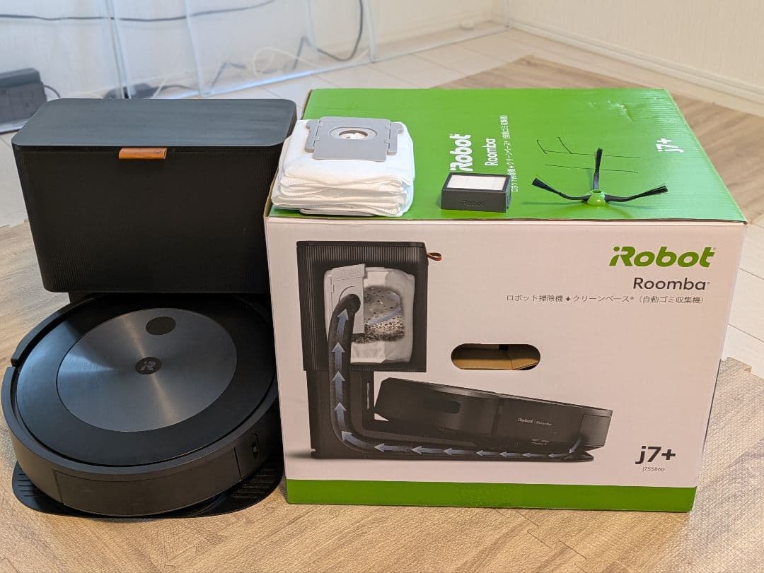 iRobot Roomba j7+ 本体　充電ドック付