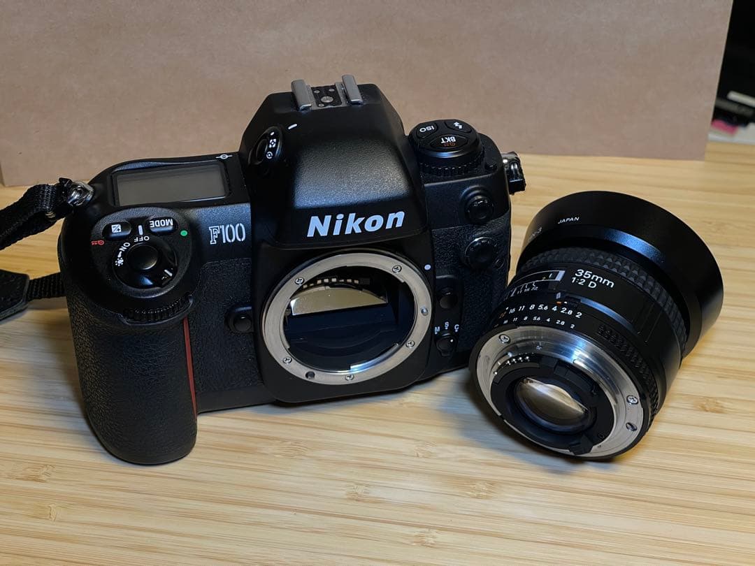 極美品Nikon F100 NIKKOR 35mmF2Dレンズ付き