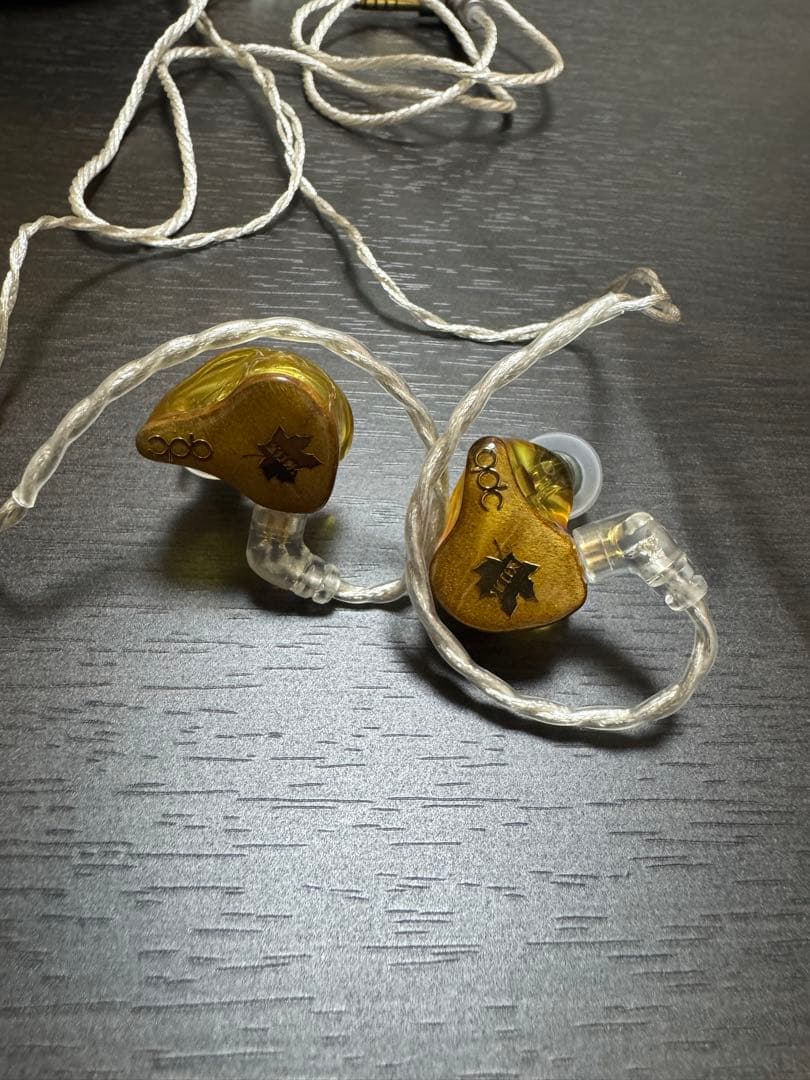 qdc Hybrid Folk-S 箱無し 2.5mm3.5mmプラグ欠品