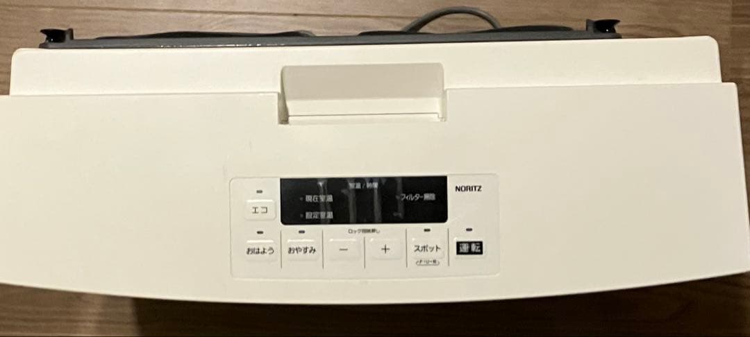 【美品・使用5回未満】GFH-4006S-W5 ガスファンヒーター　LPガス対応
