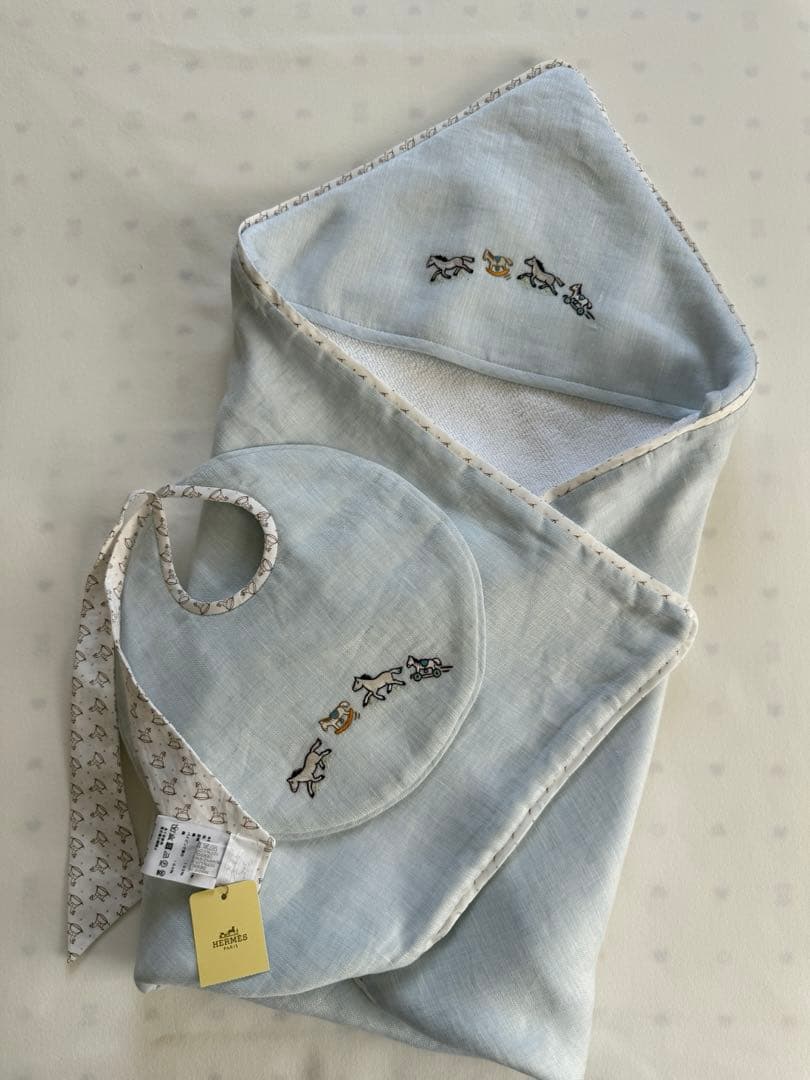 【美品】エルメス　ベビー　おくるみ&スタイセット　ブルー