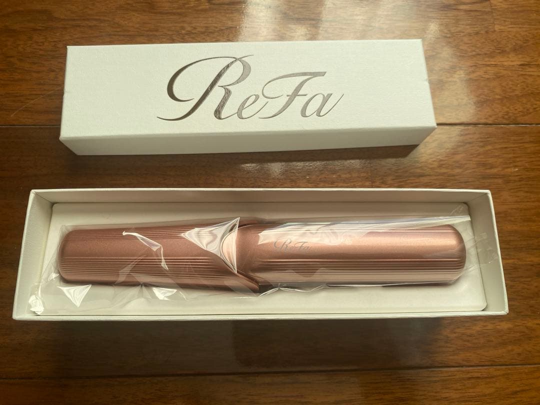 未使用品　リファ　フィンガーアイロン