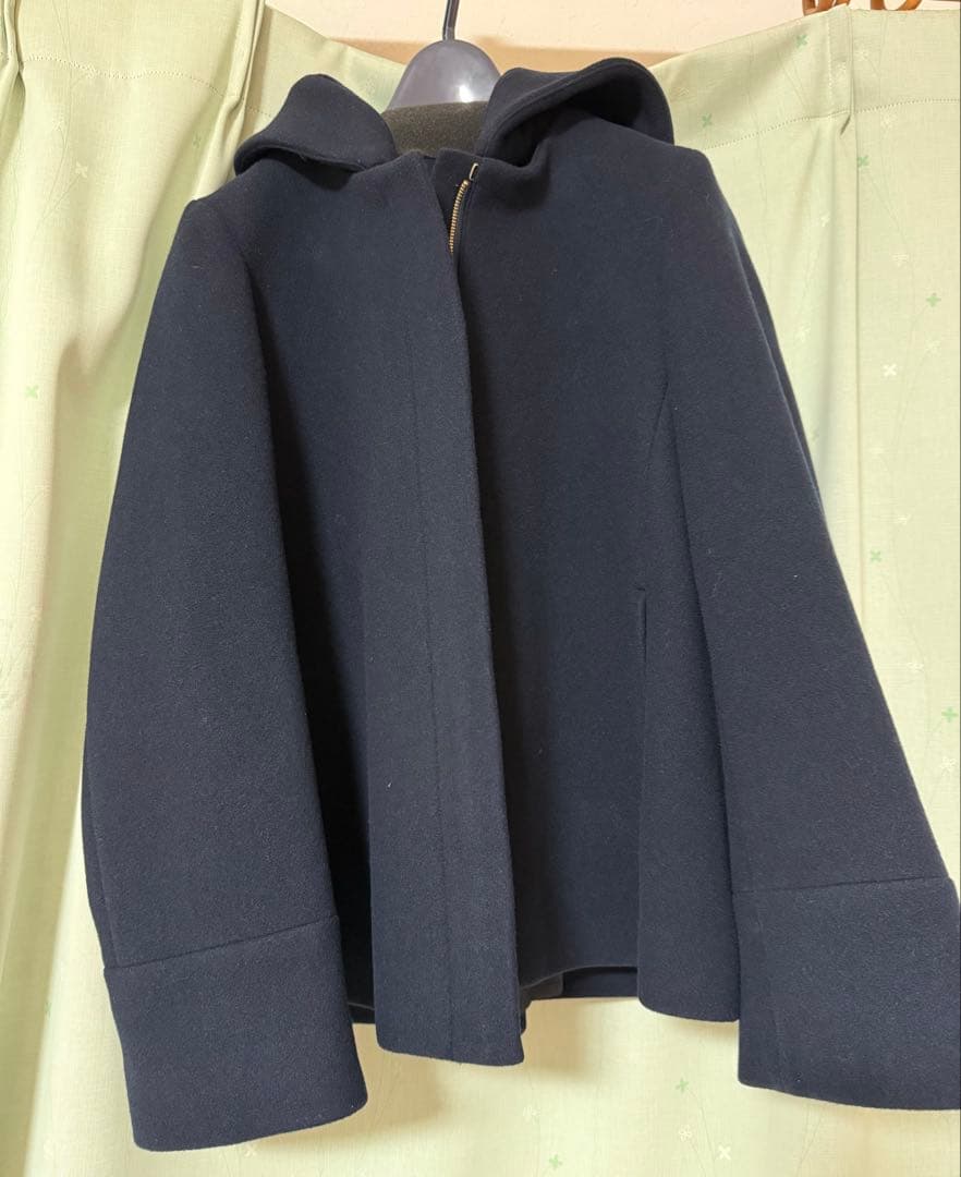 フード付き ジャケット