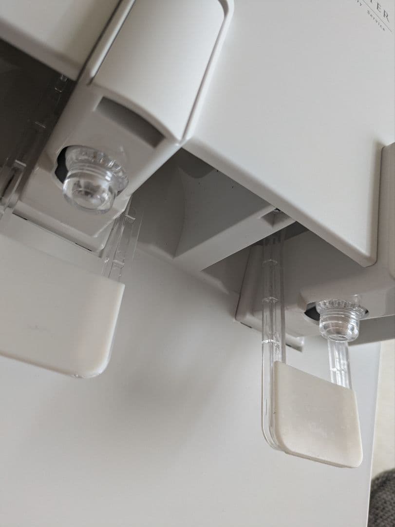 プレミアムウォーター　サーバー本体　famfit白 PREMIUM WATER