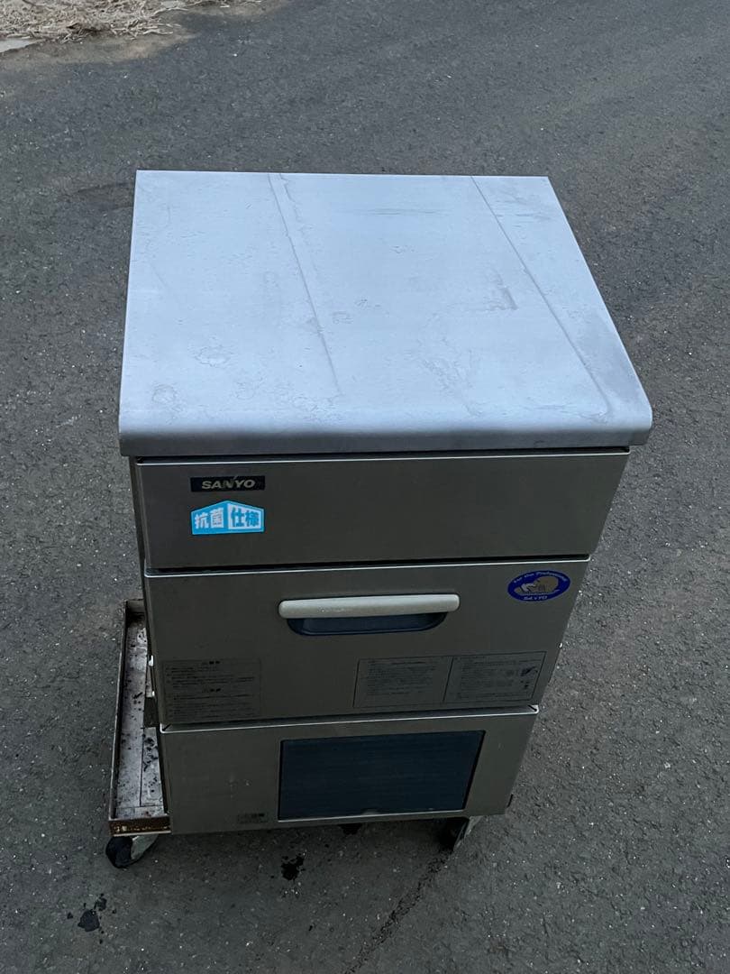 サンヨー業務用全自動製氷機 SIM-S37