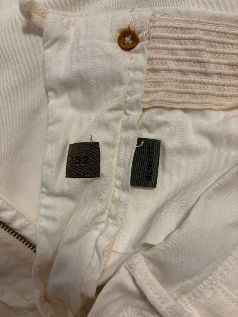 INCOTEX白 スラックス　size 32