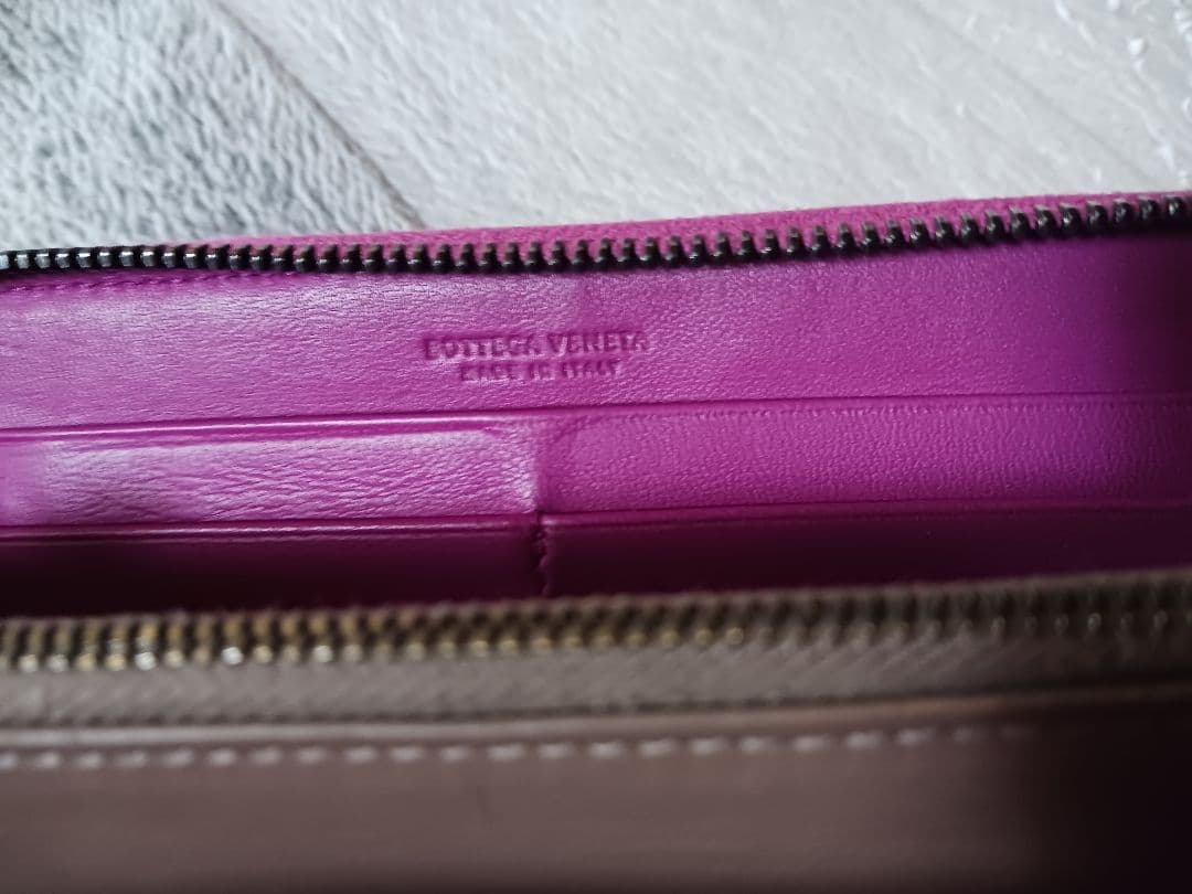 ボッテガヴェネタ マゼンタ ラウンドファスナー長財布❤