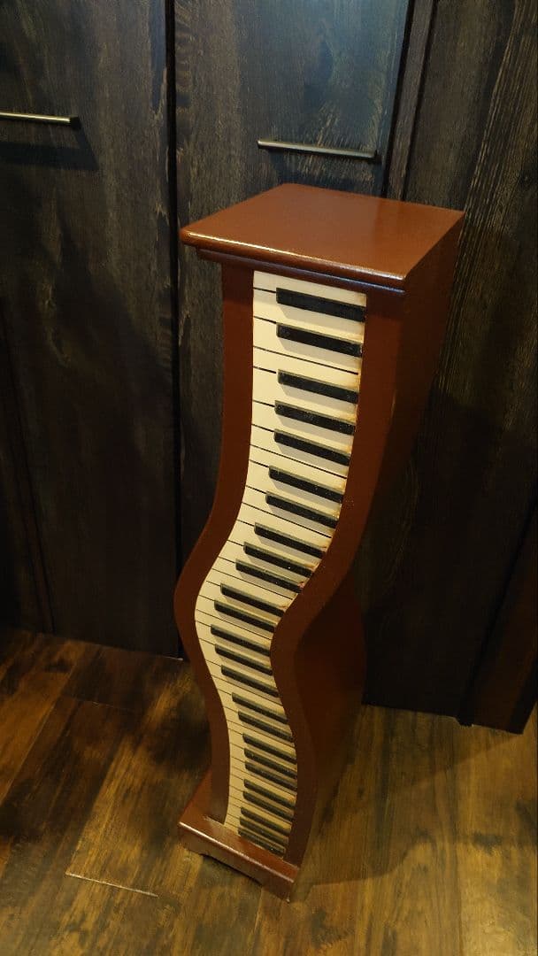 ピアノ鍵盤デザイン ラック16日まで千円引き