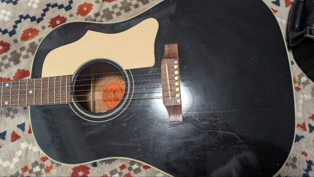 ギブソンJ-45　エボニーブラック