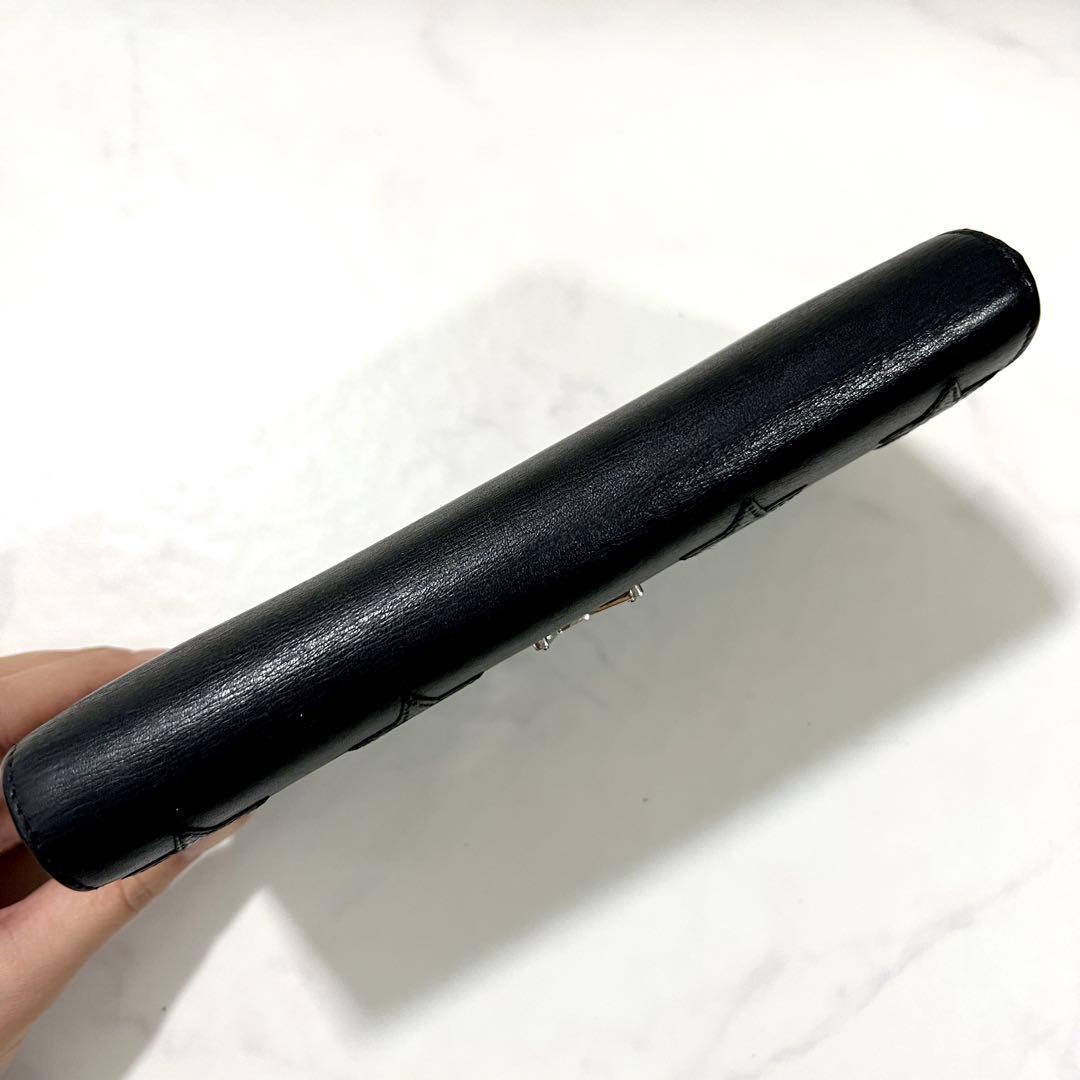 美品 Saint Laurent サンローラン 長財布 レザー 星 ロゴ金具 黒