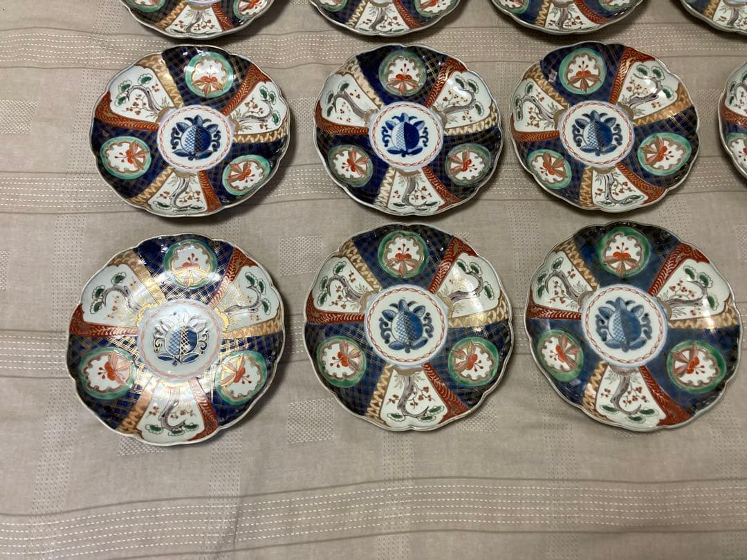 伊万里焼皿　直径約24センチ　11枚