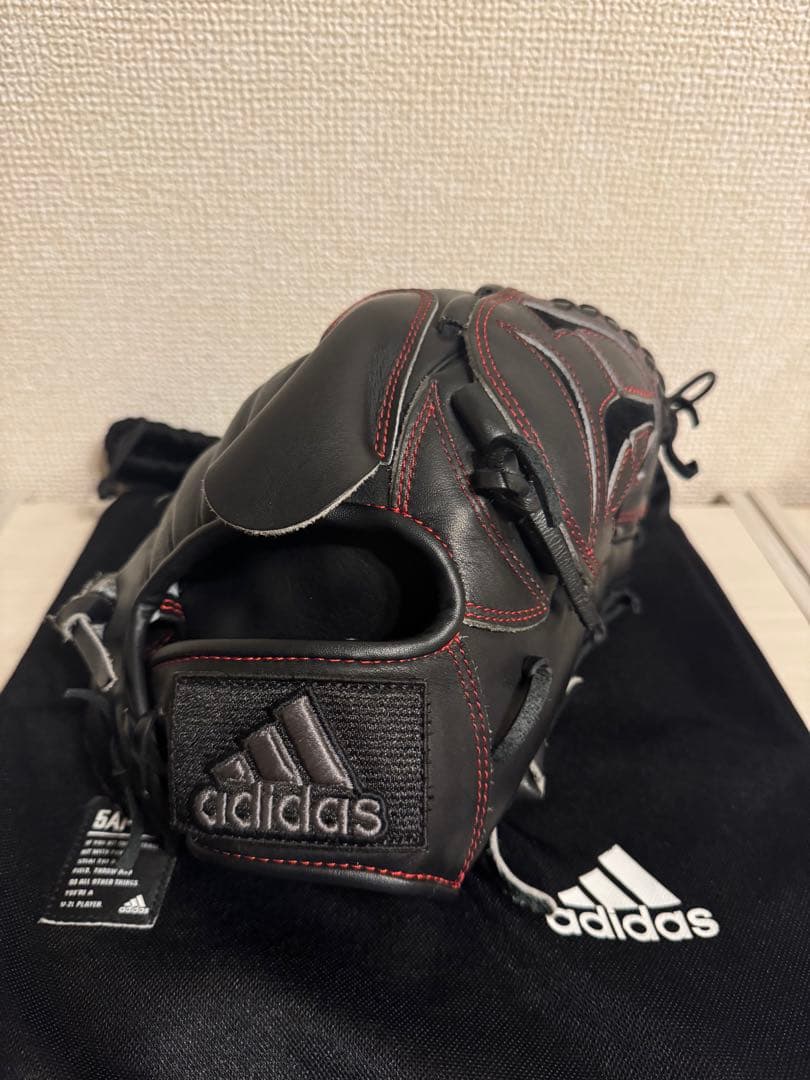 adidas アディダス 投手用軟式グローブ 収納袋付き