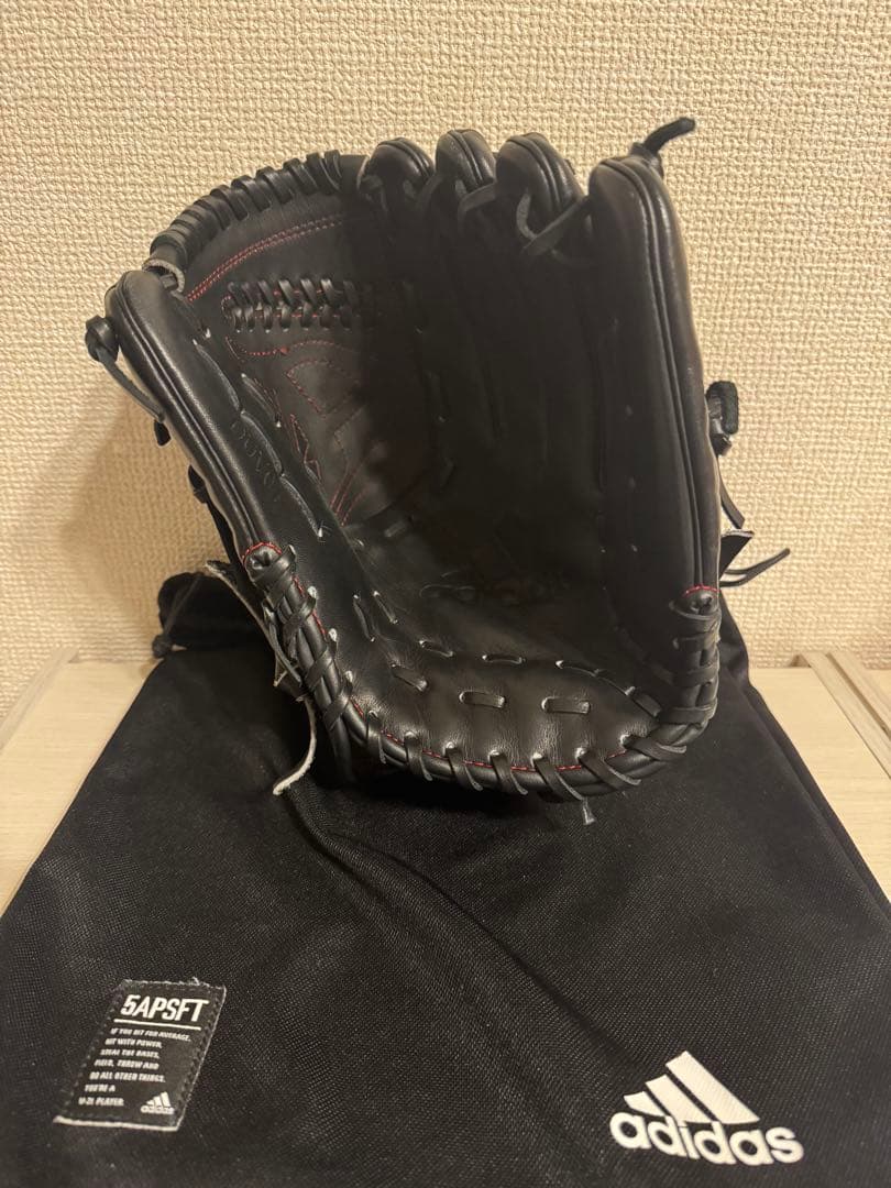adidas アディダス 投手用軟式グローブ 収納袋付き