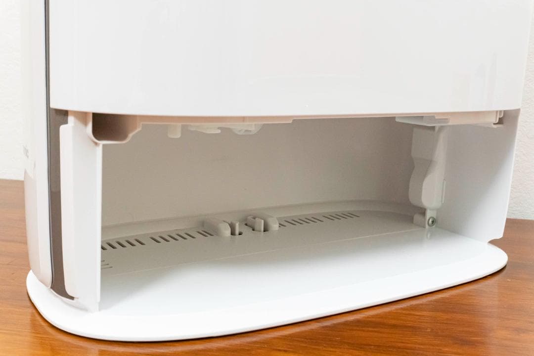 パナソニック　衣類乾燥除湿機　F-YZVX60