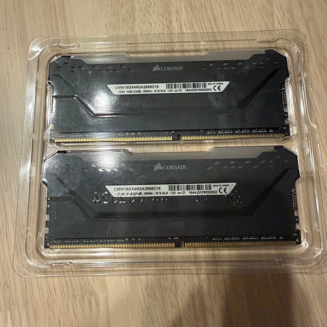 【箱付き】Corsair VENGEANCE RGB 16GB(8GB×2)