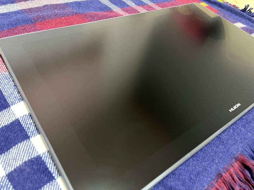 HUION Kamvas 24 Plus 23.8インチ 2.5K 液タブ