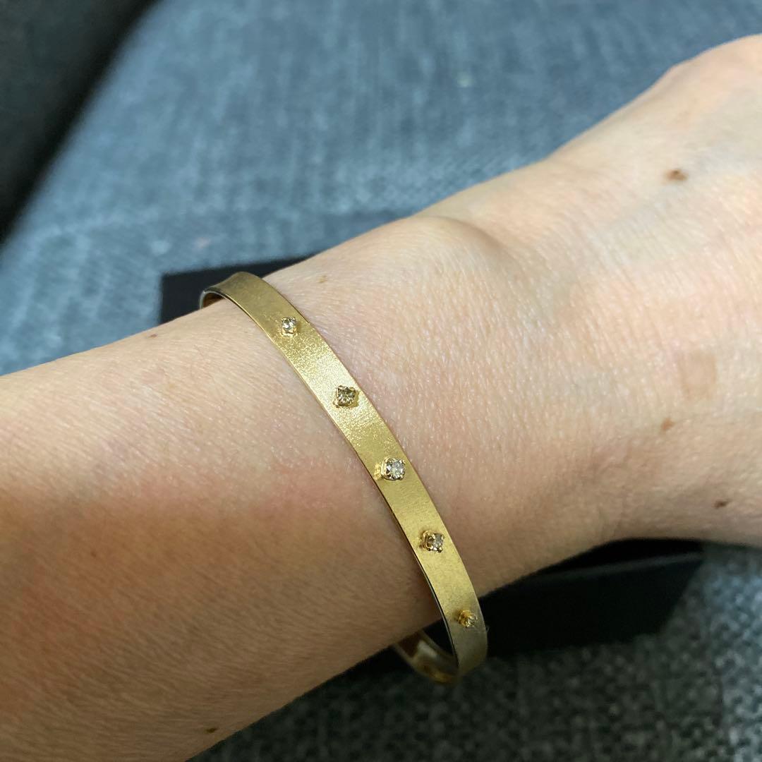 K18バングルブラウンダイヤ