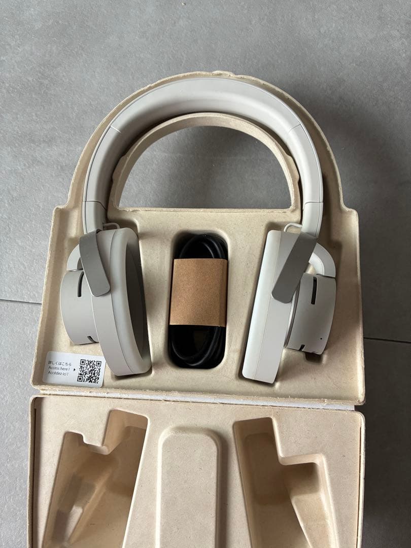 nwm ONE ワイヤレス ヘッドホン MBH001 ライトグレイ