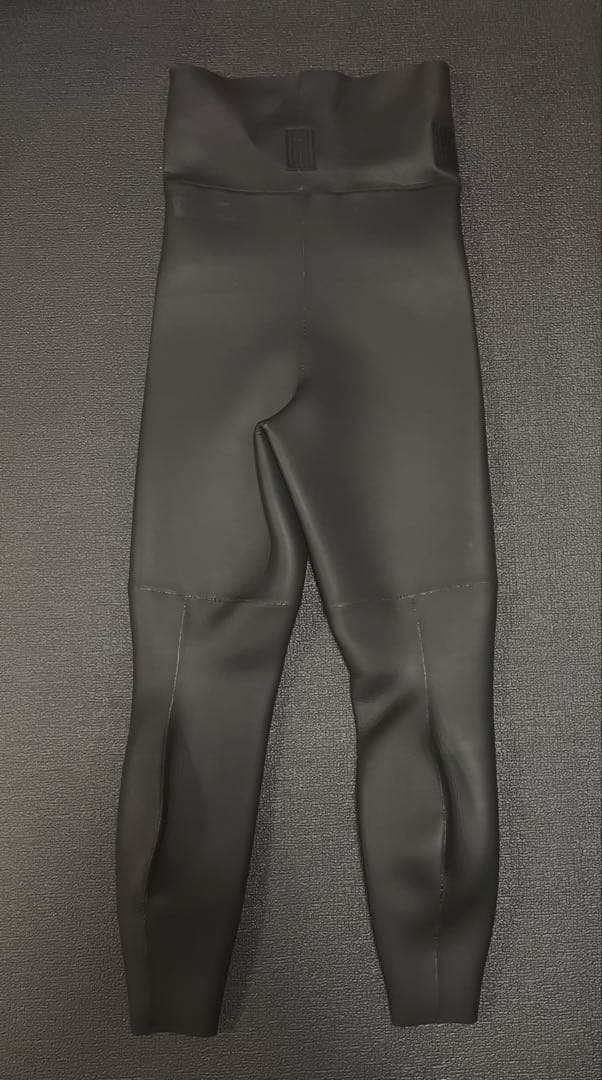 【値下げ】新品未使用　シロモト　2ピースウエットスーツ