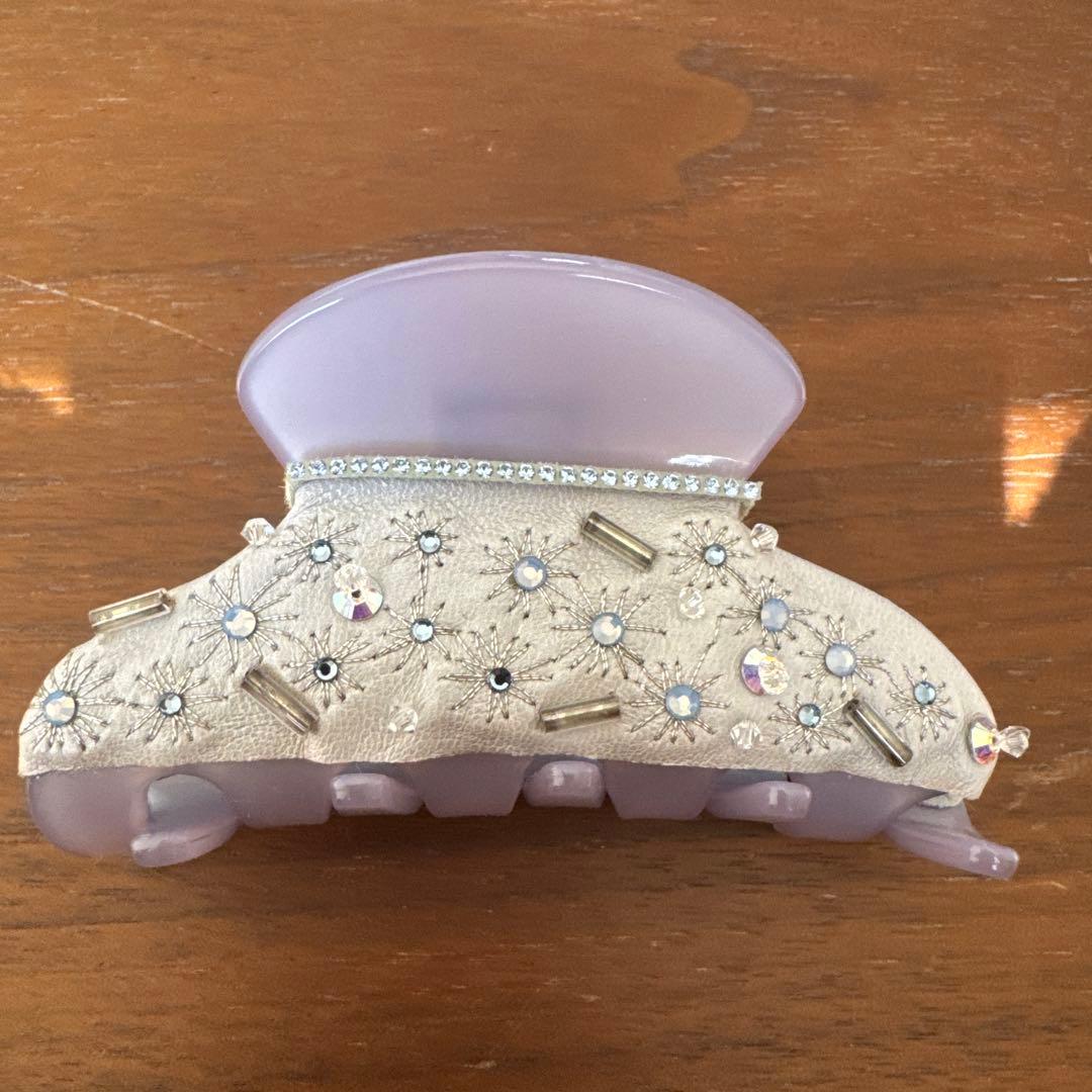 《未使用》acca アッカ 雪の結晶のヘアクリップビジュー付き